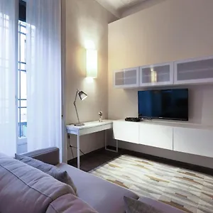 https://contempora-apartments-porta-romana-traviata.italymilanhotels.net