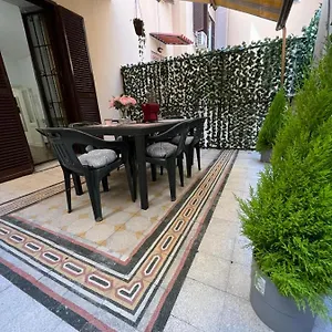https://mirhome-apartment.it-romehotels.com