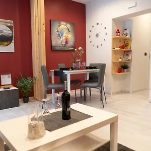 https://holidaydream-catania.catania-hotels.net
